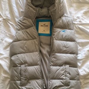 Hollister bubble vest